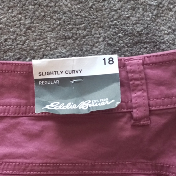 Eddie Bauer purple shorts - Picture 5 of 6